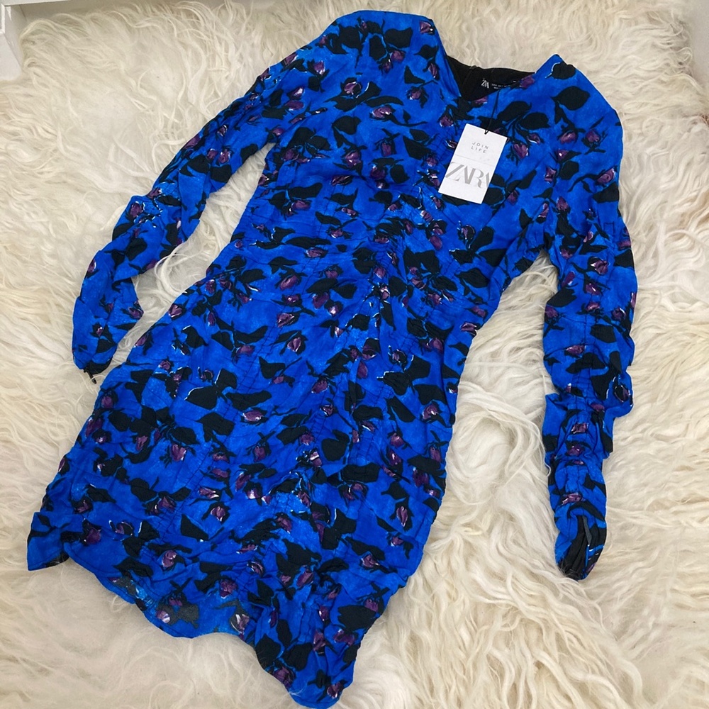 Zara Draped Blue Floral Ruched mini dress - Picture 4 of 9